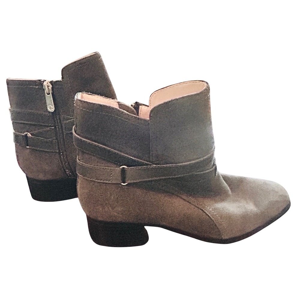 C. Wonder Taylor Ankle Booties Suede 7.5M Dark Gray Boho Chic